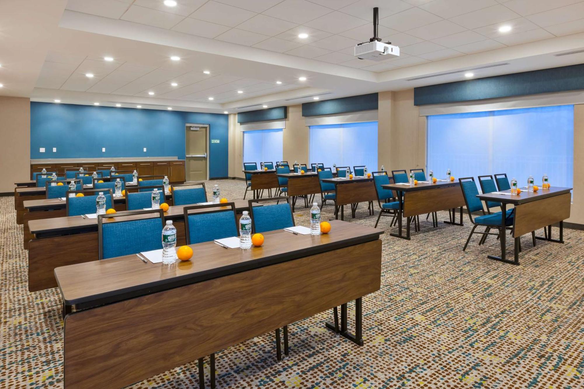 Hampton Inn Cape Cod Canal Bourne Exterior foto